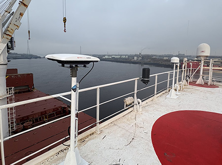 Outdoor 5G Router - One Web - Iridium